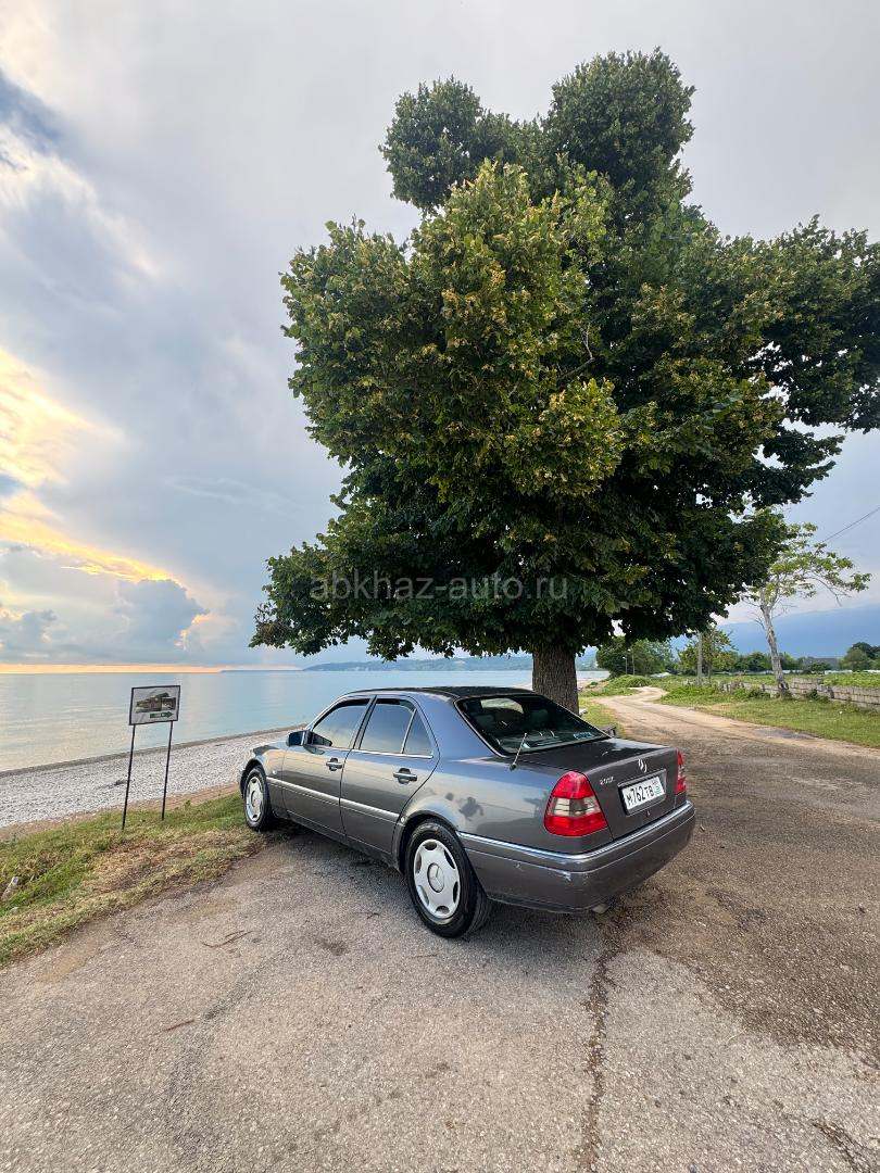 Mercedes-Benz C-Класс