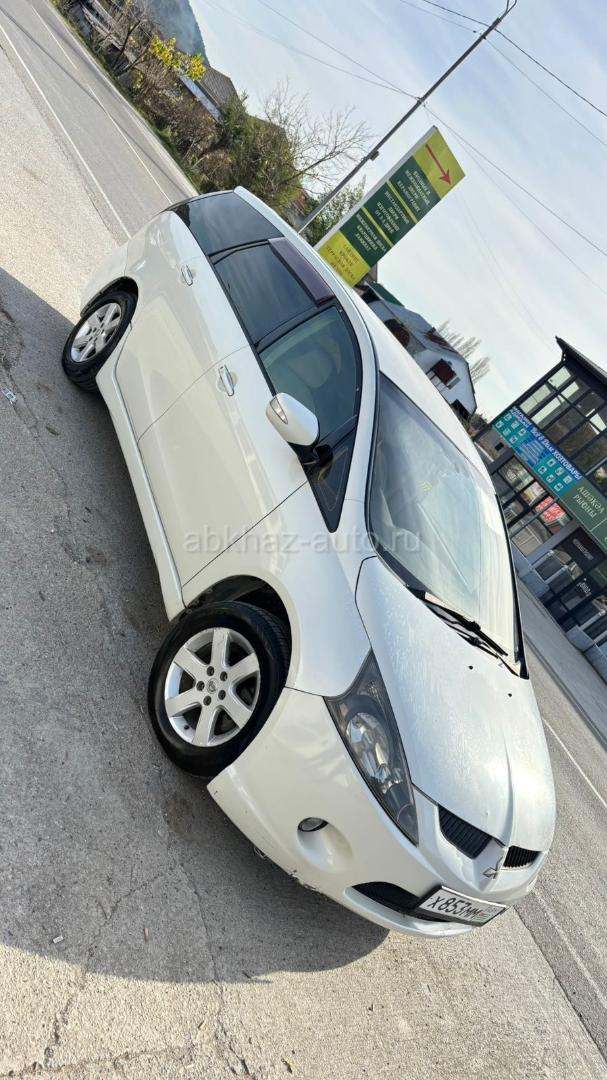 Mitsubishi Grandis