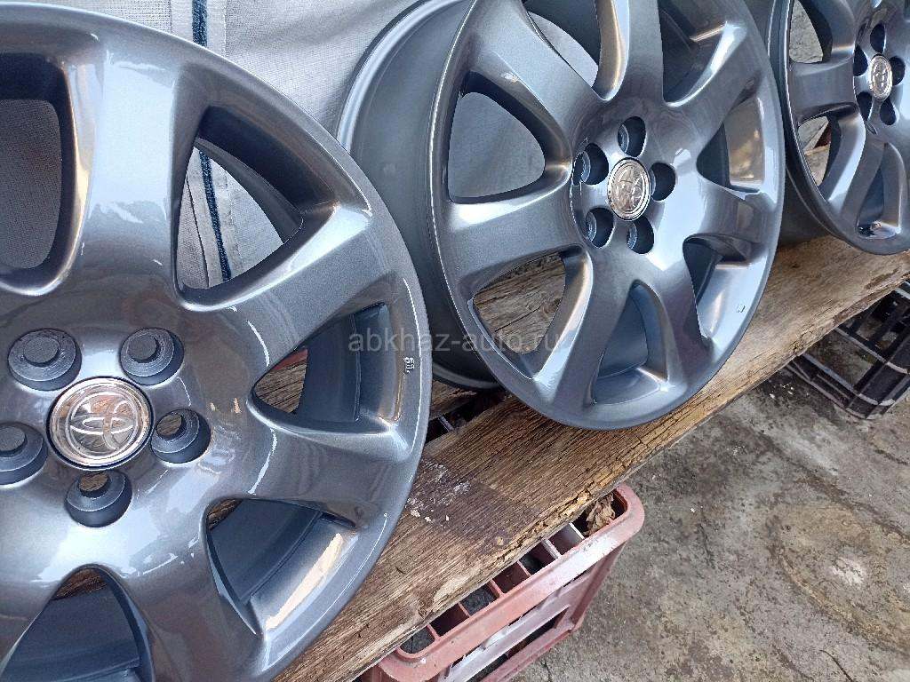 Диски 17 Тойота авенсис