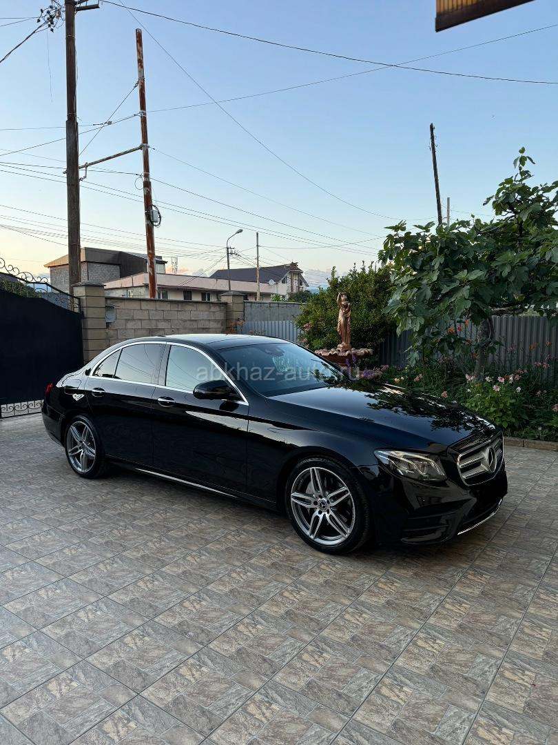 Mercedes-Benz E-Класс