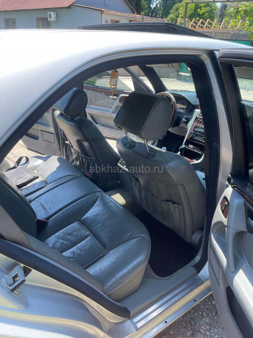Mercedes-Benz E-Класс