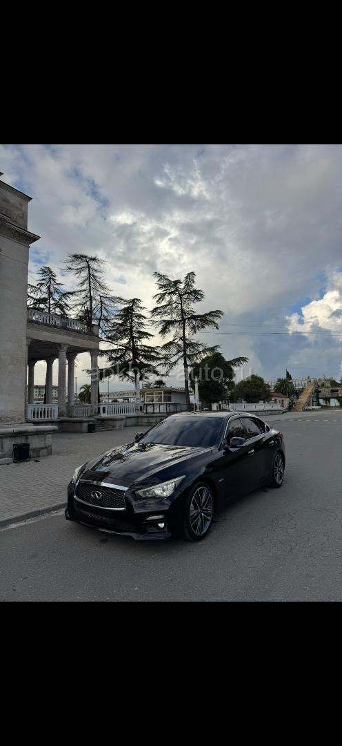Nissan Skyline