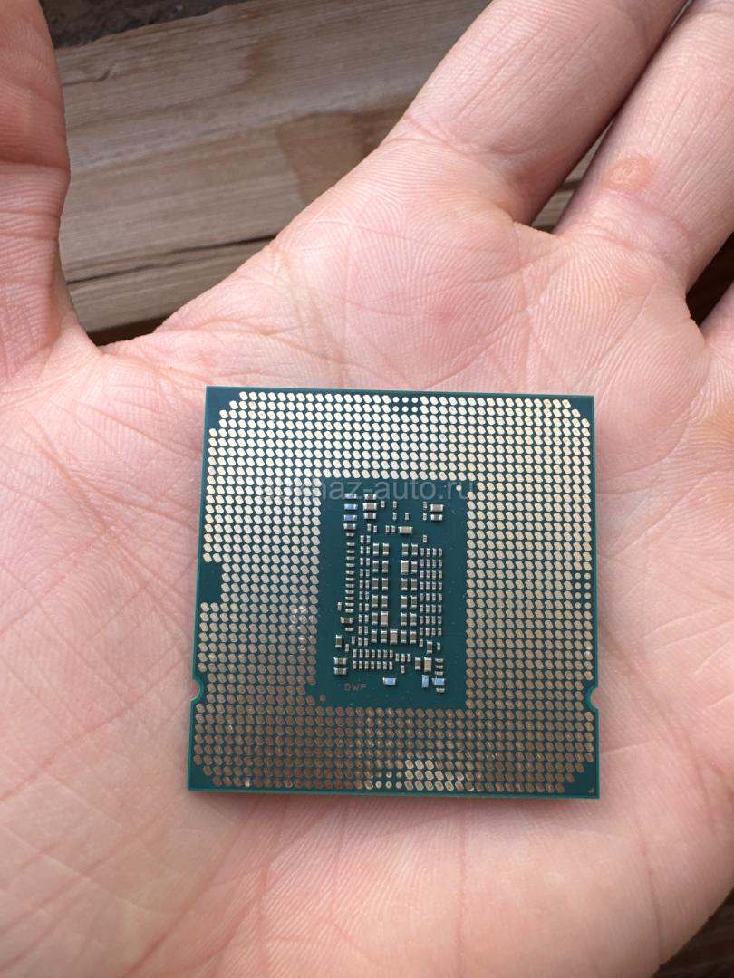 Продаю процессор intel