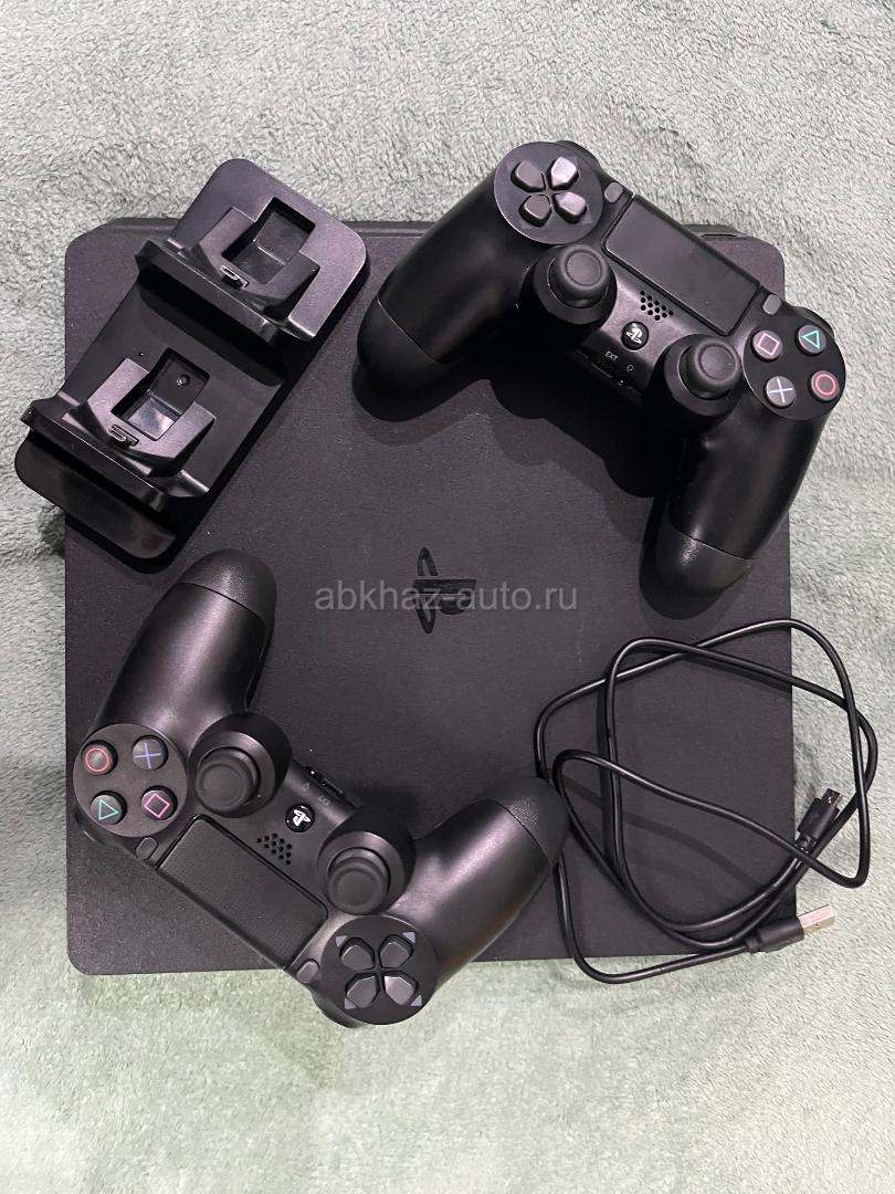 Ps 4 slim