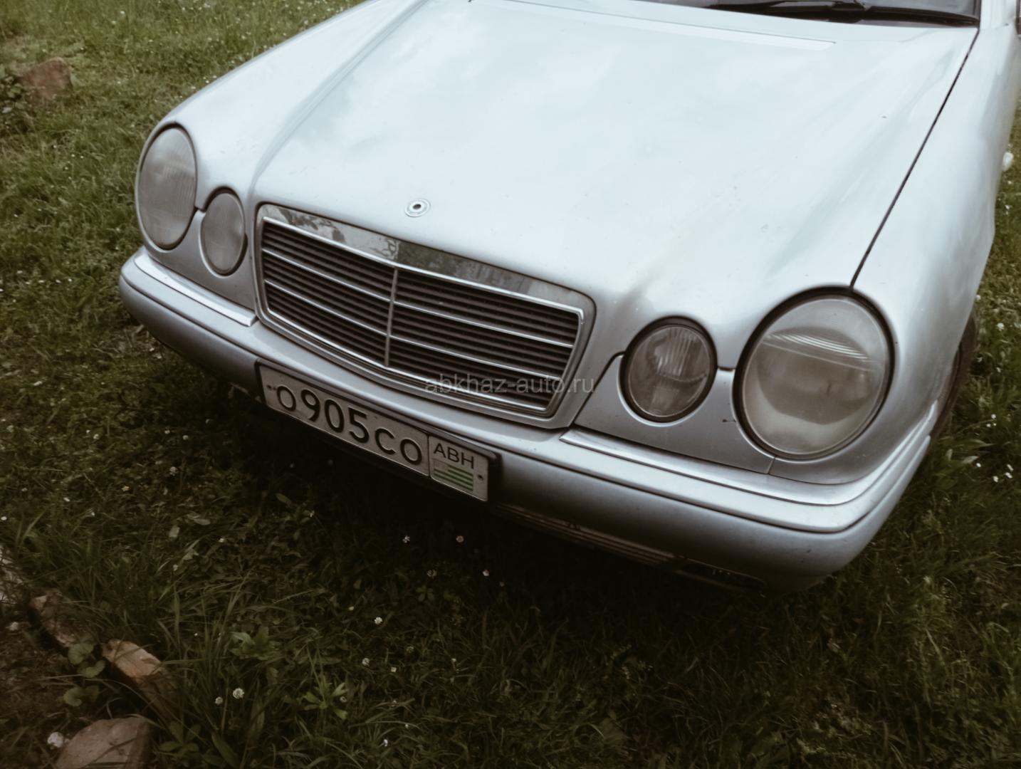 Mercedes-Benz E-Класс