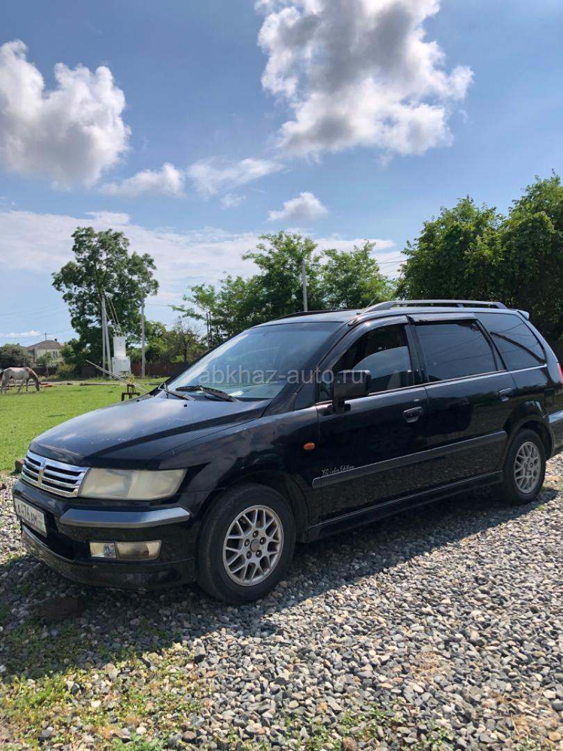Mitsubishi Space Wagon
