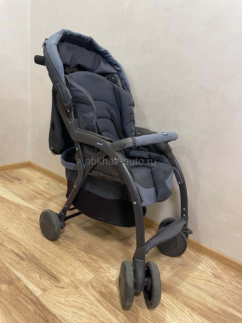 Прогулочная коляска chicco