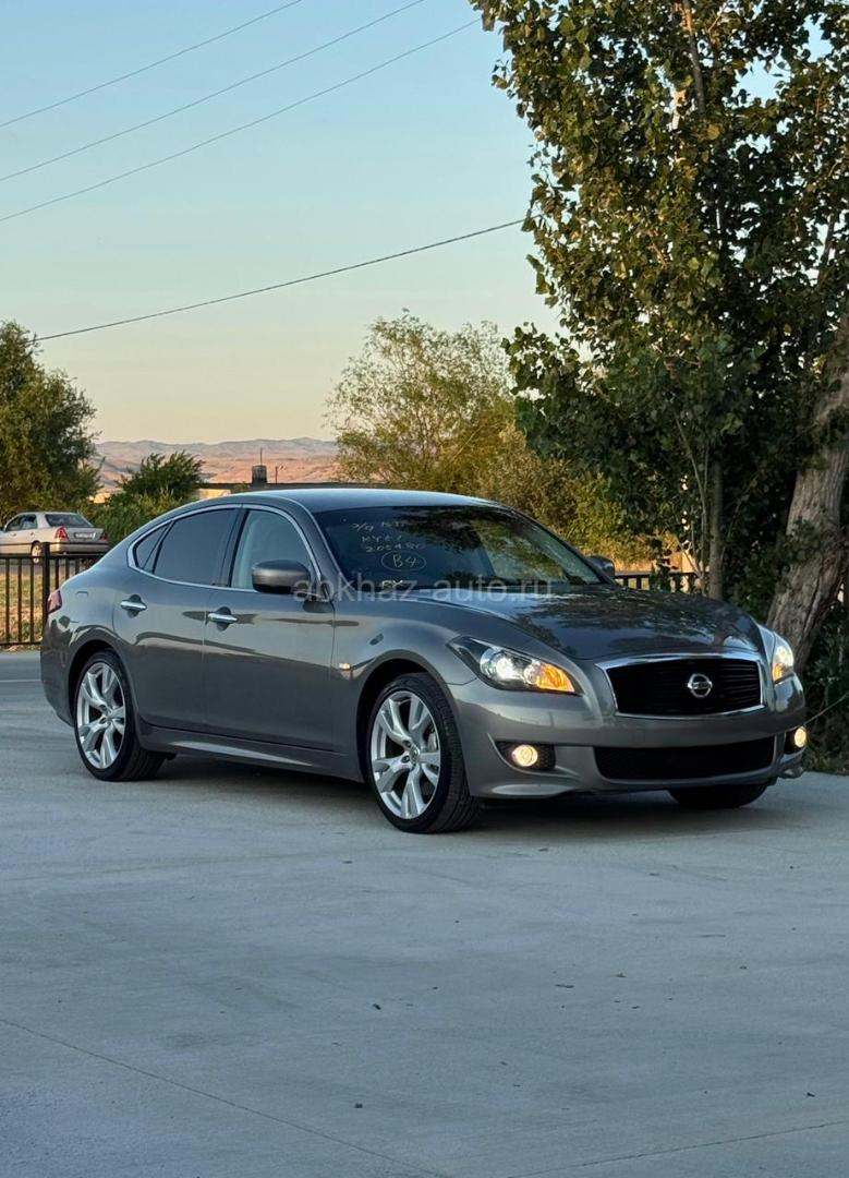 Nissan Fuga
