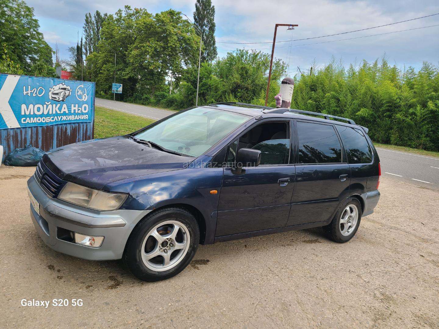Mitsubishi Space Wagon