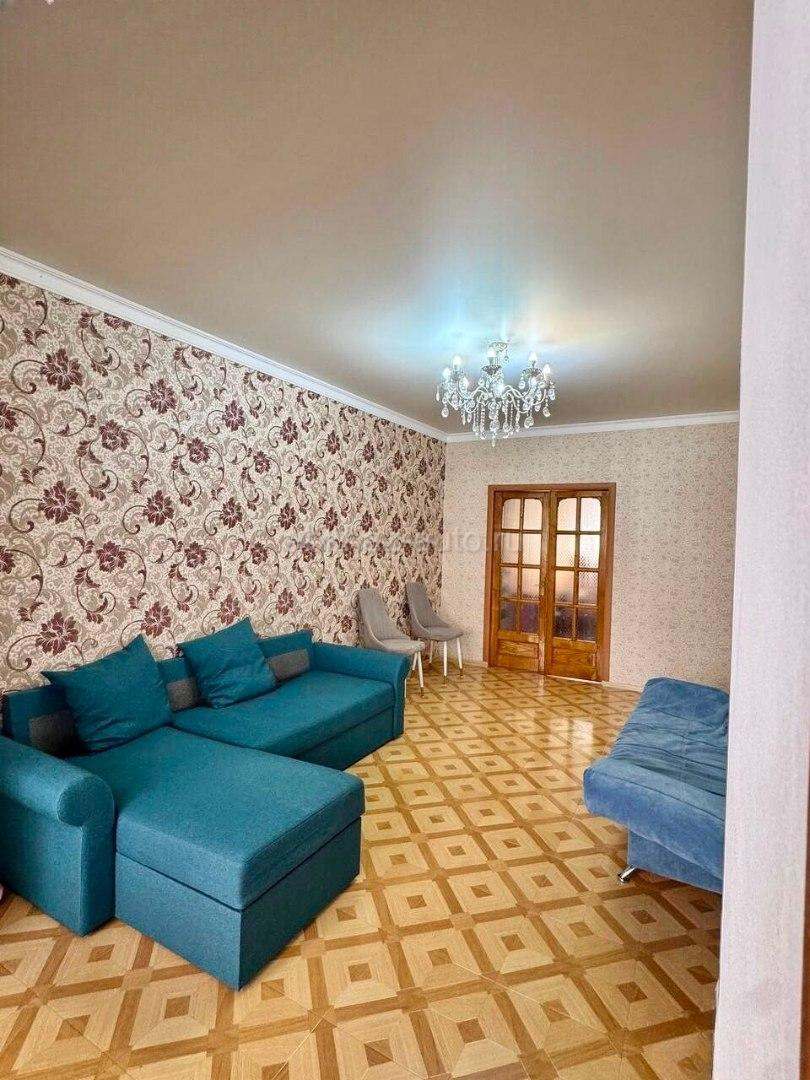 2 - К. КВАРТИРА В СУХУМЕ НА НОВОМ РАЙОНЕ