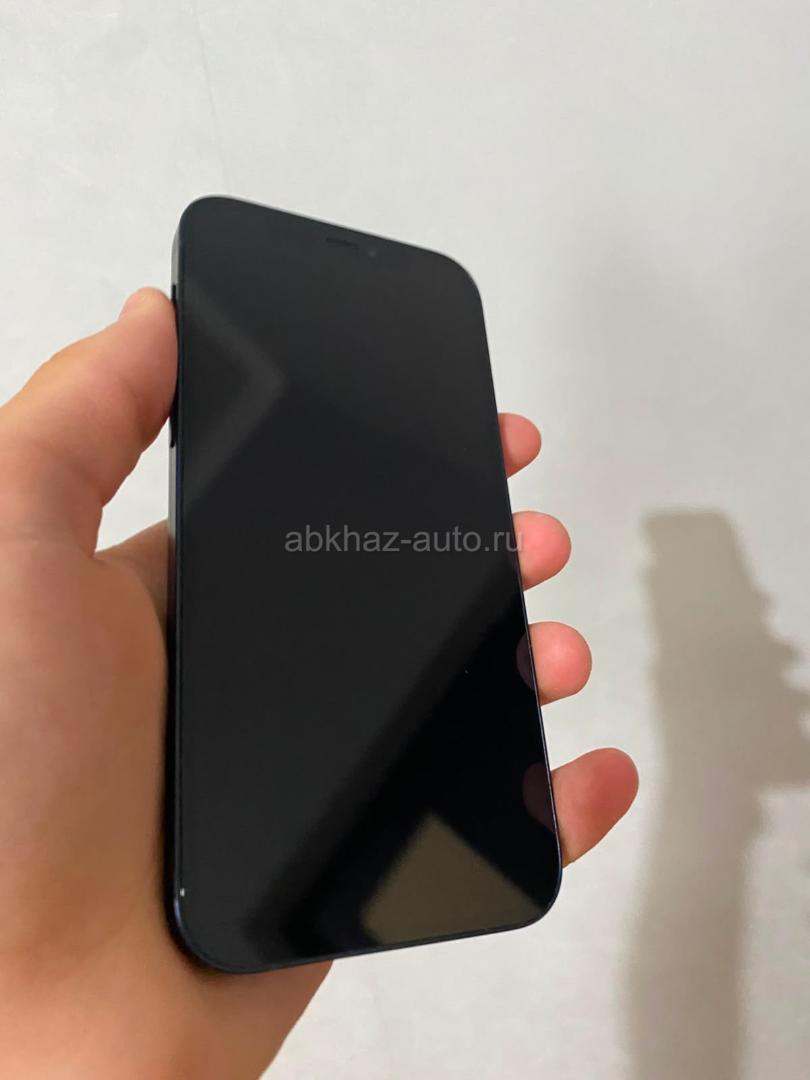 iPhone 12