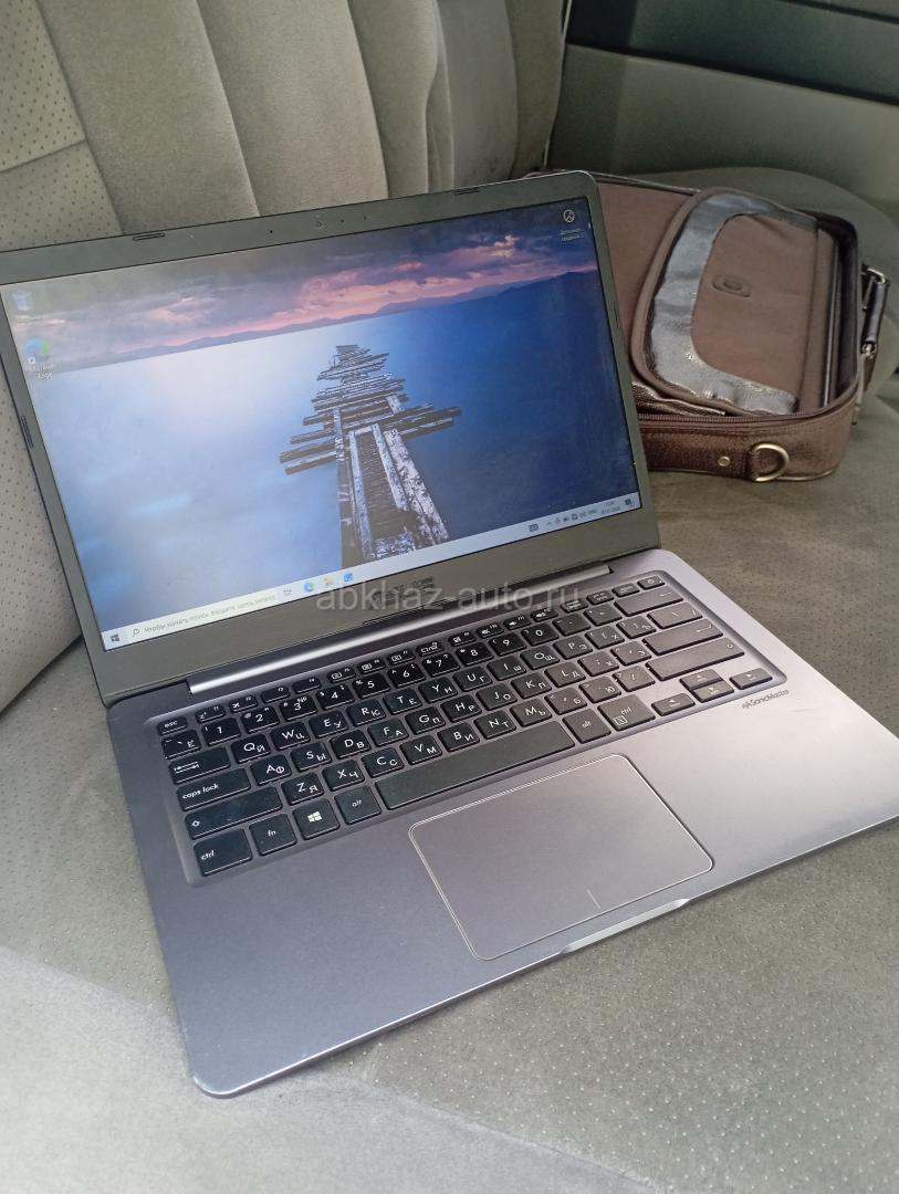 Ноутбук Asus