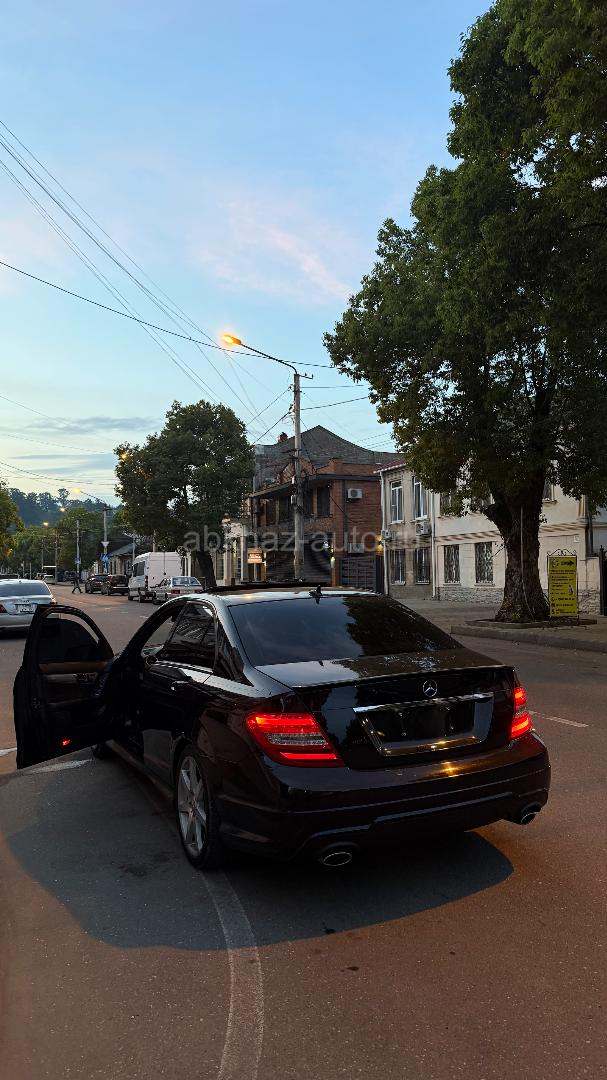 Mercedes-Benz C-Класс