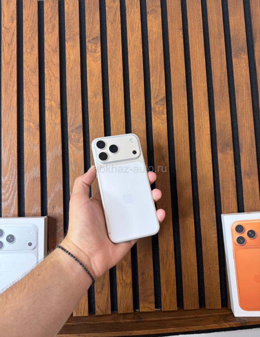 iPhone 17 pro max 256 GB 🔋100%
