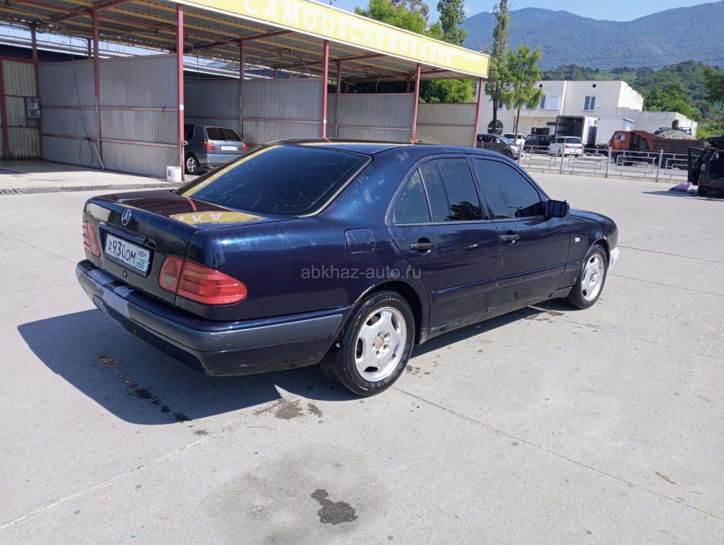 Mercedes-Benz