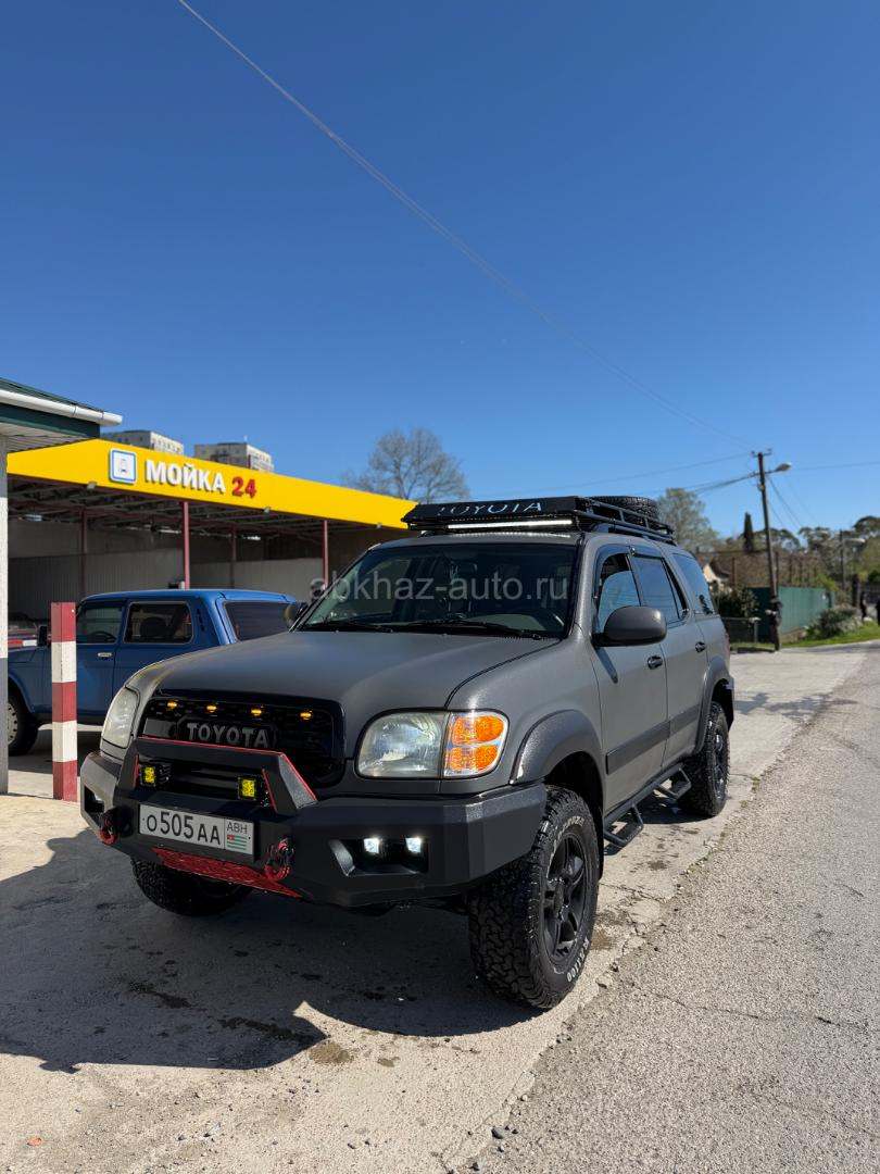Toyota Sequoia
