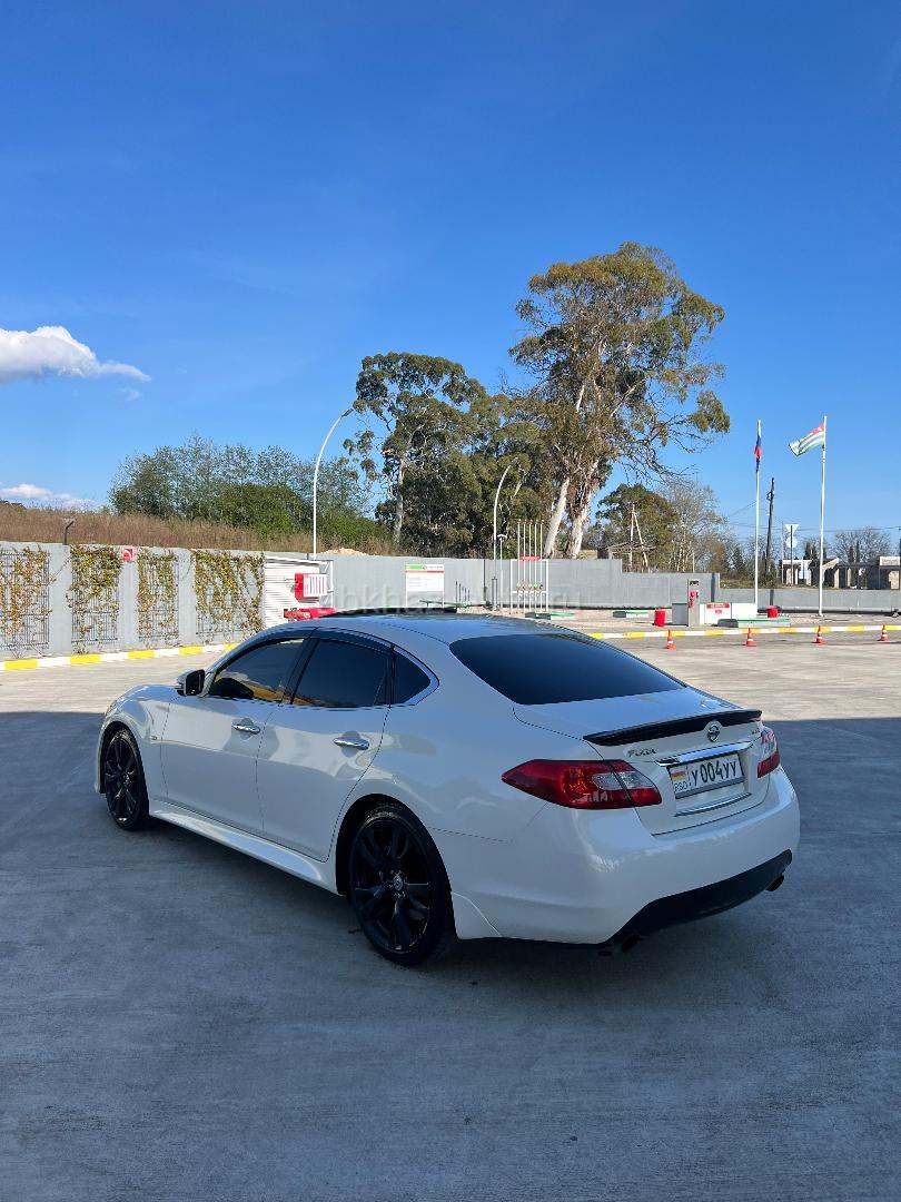 Nissan Fuga