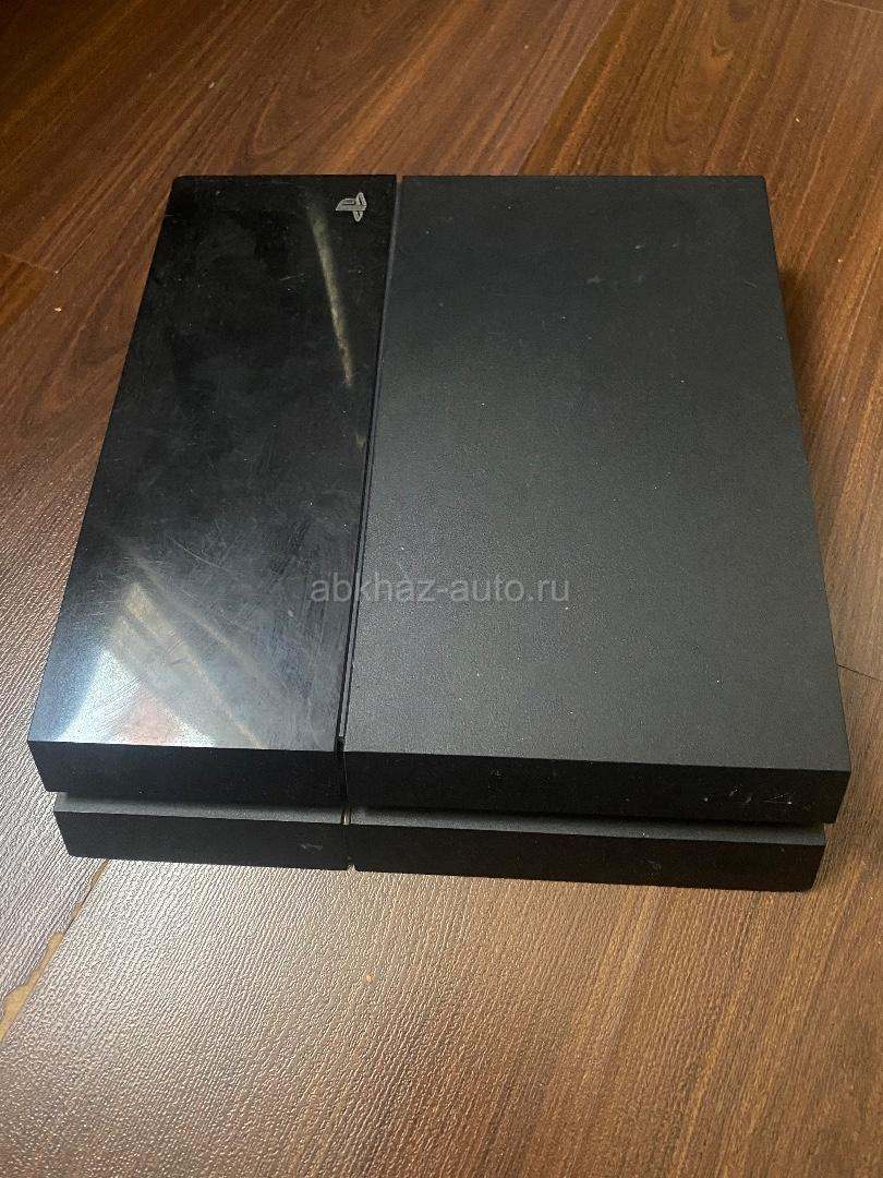 продам PS4