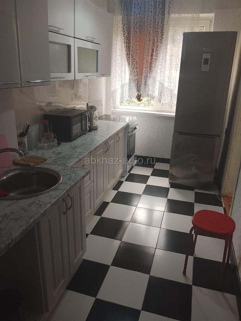 Продаётся квартира в центре Сухума