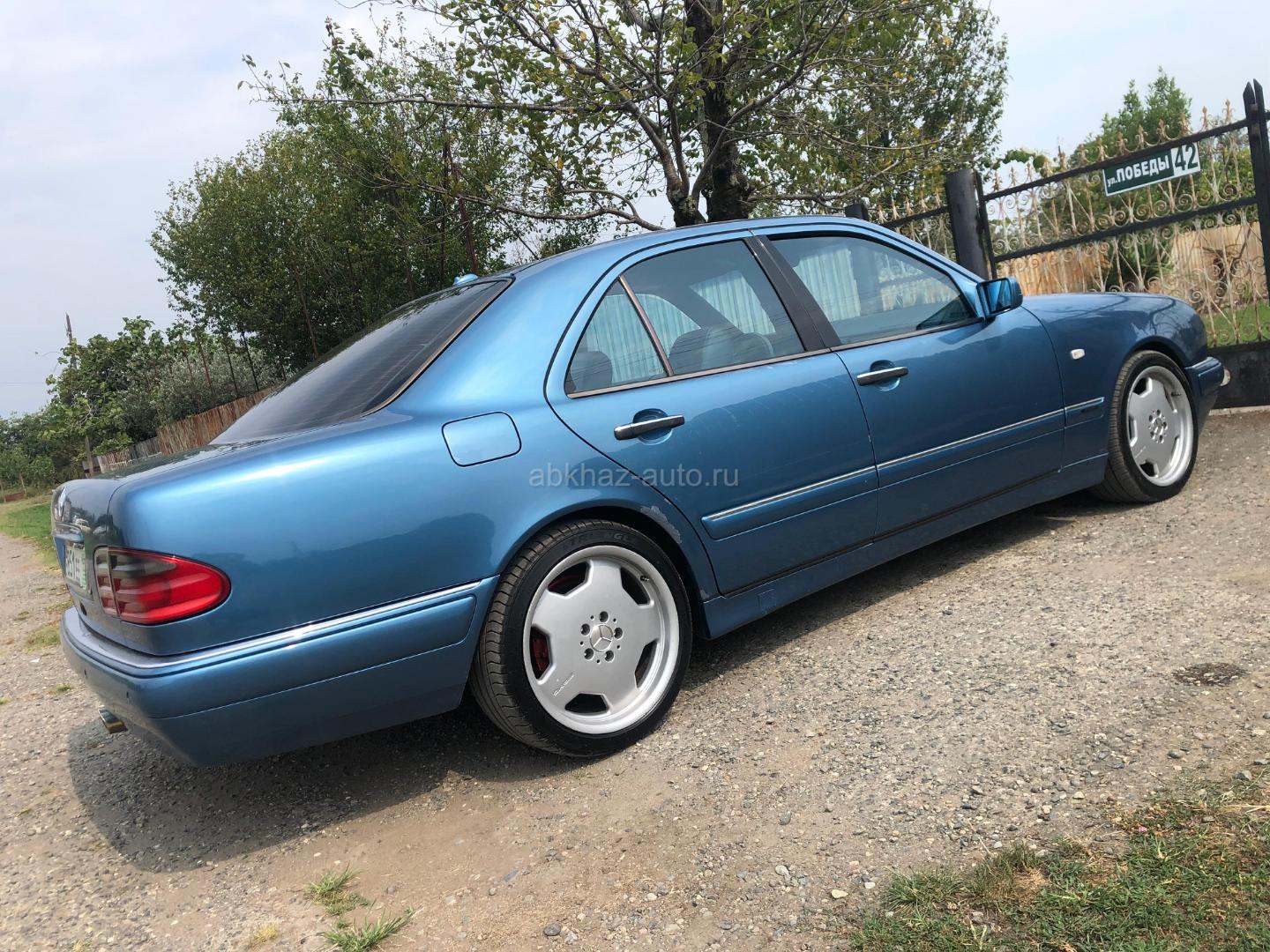 Mercedes-Benz E-Класс
