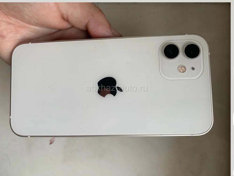 iPhone 12 белый 128 ГБ