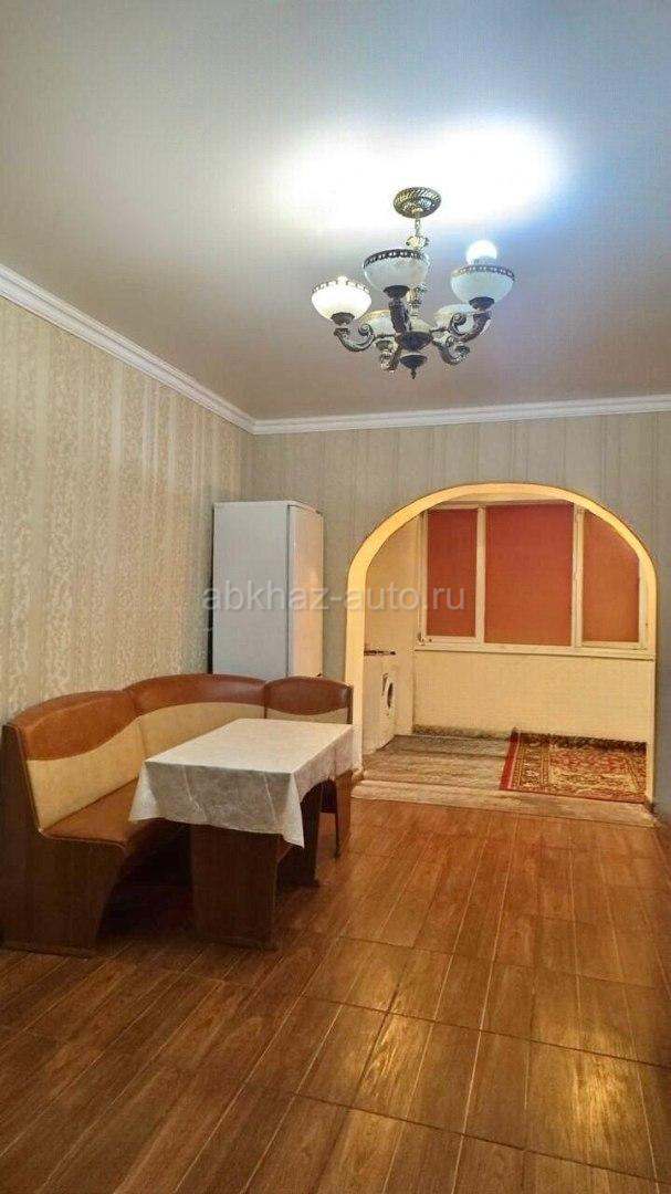 3 - К. КВАРТИРА В СУХУМЕ