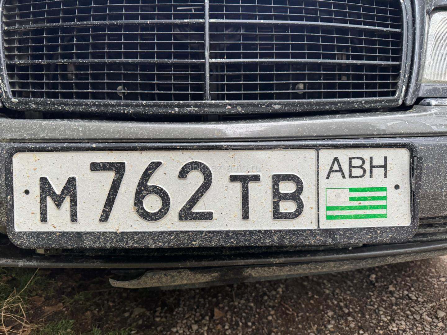 762