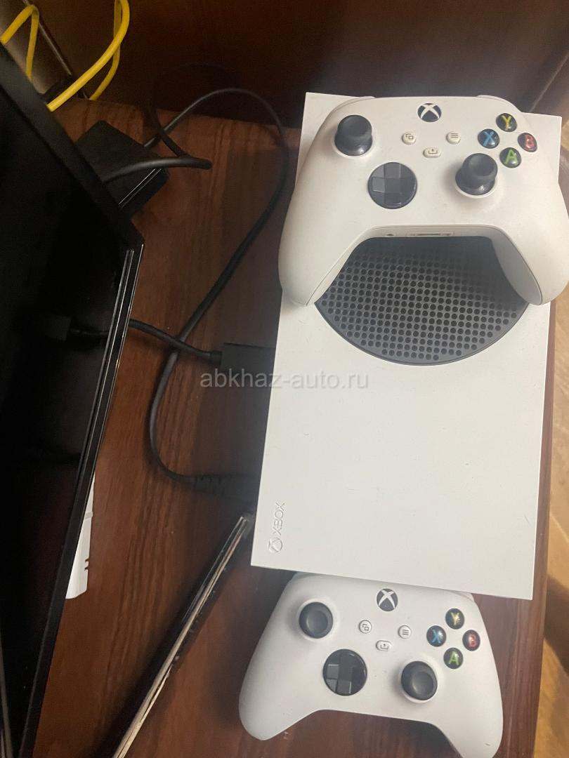 Продается Xbox serias s