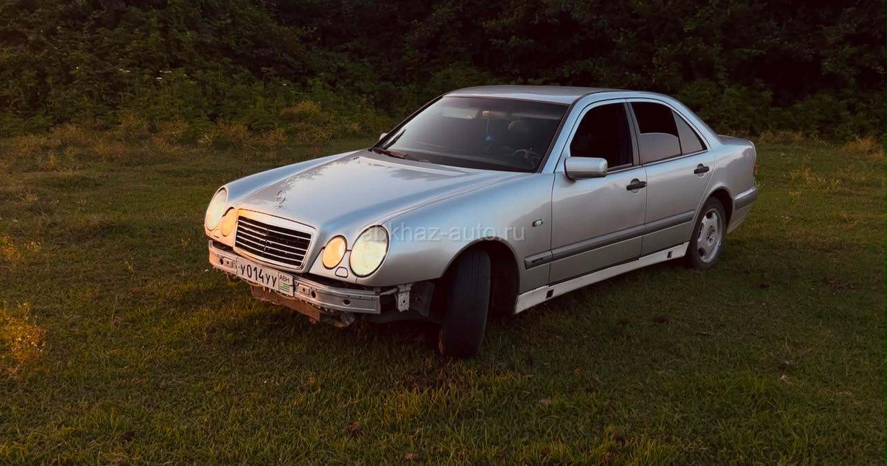 Mercedes-Benz E-Класс