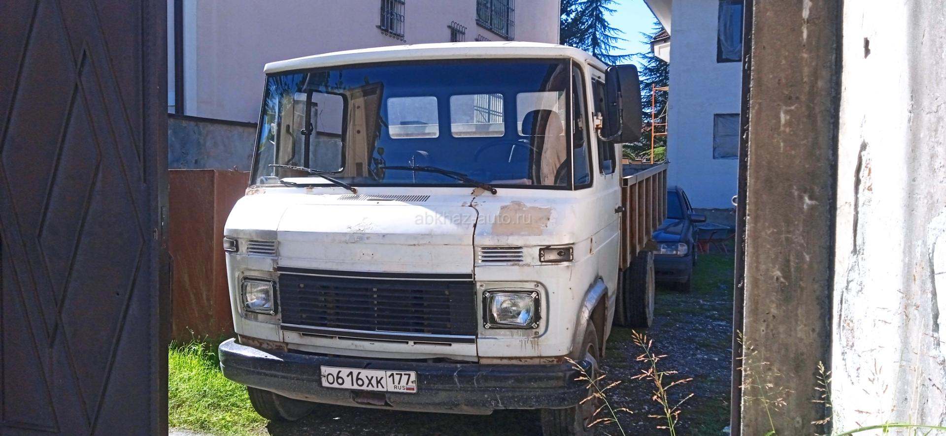 Mercedes-Benz