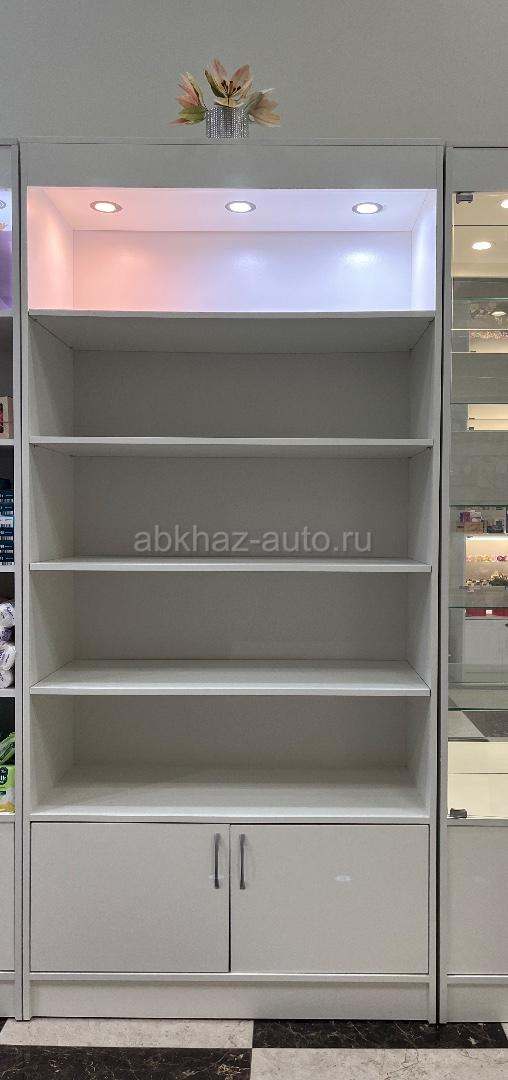 Продаются стеллажи 2шт