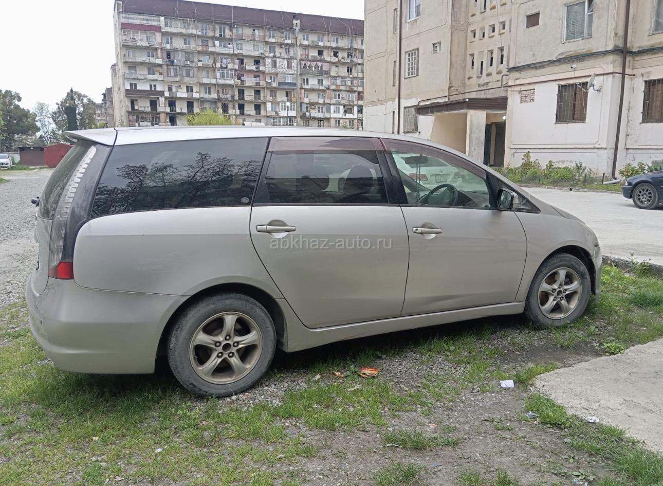 Mitsubishi Grandis