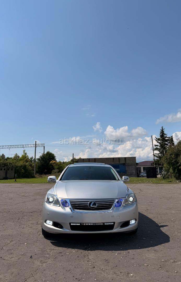 Lexus