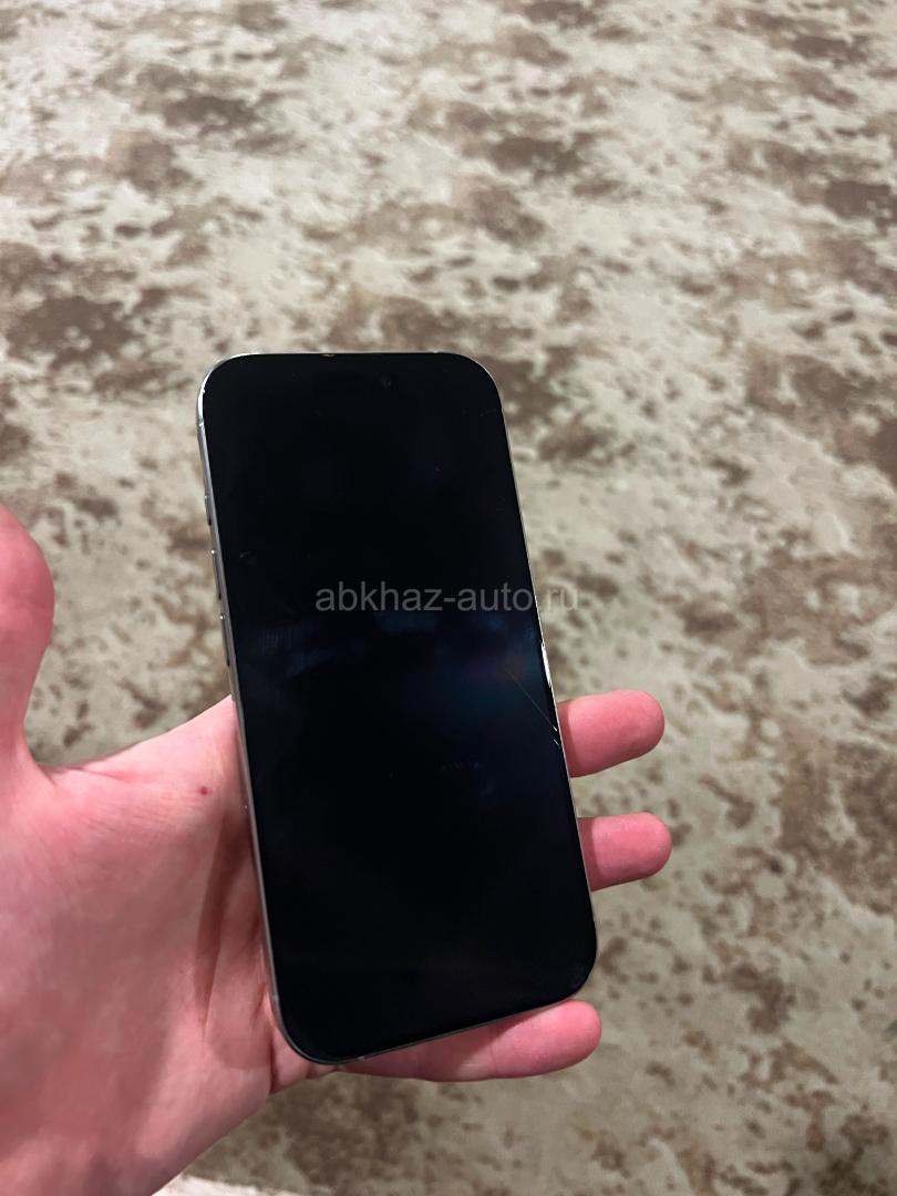 iPhone 16 Pro