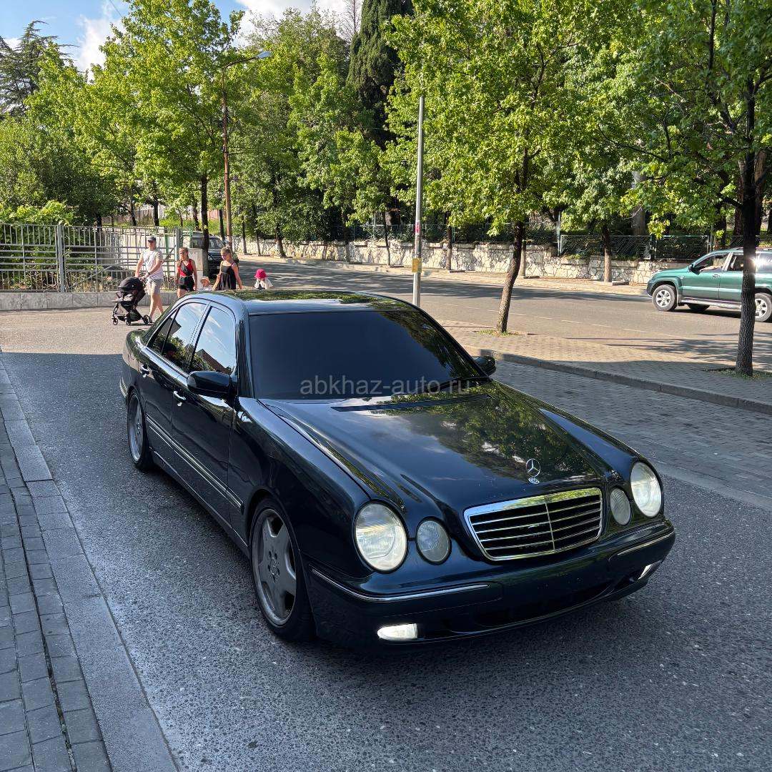 Mercedes-Benz E-Класс
