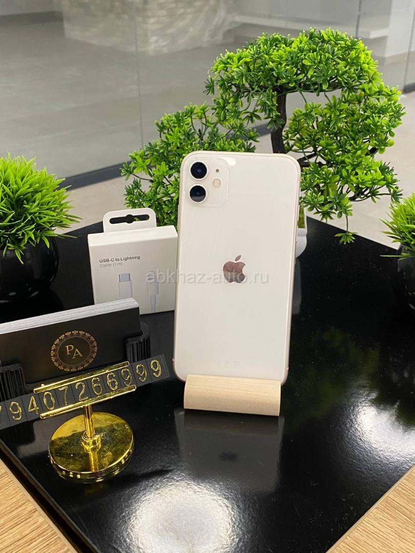 iPhone 11