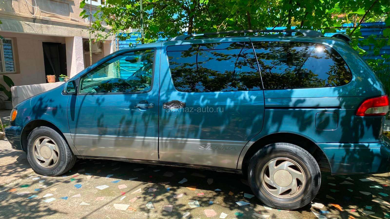 Toyota Sienna