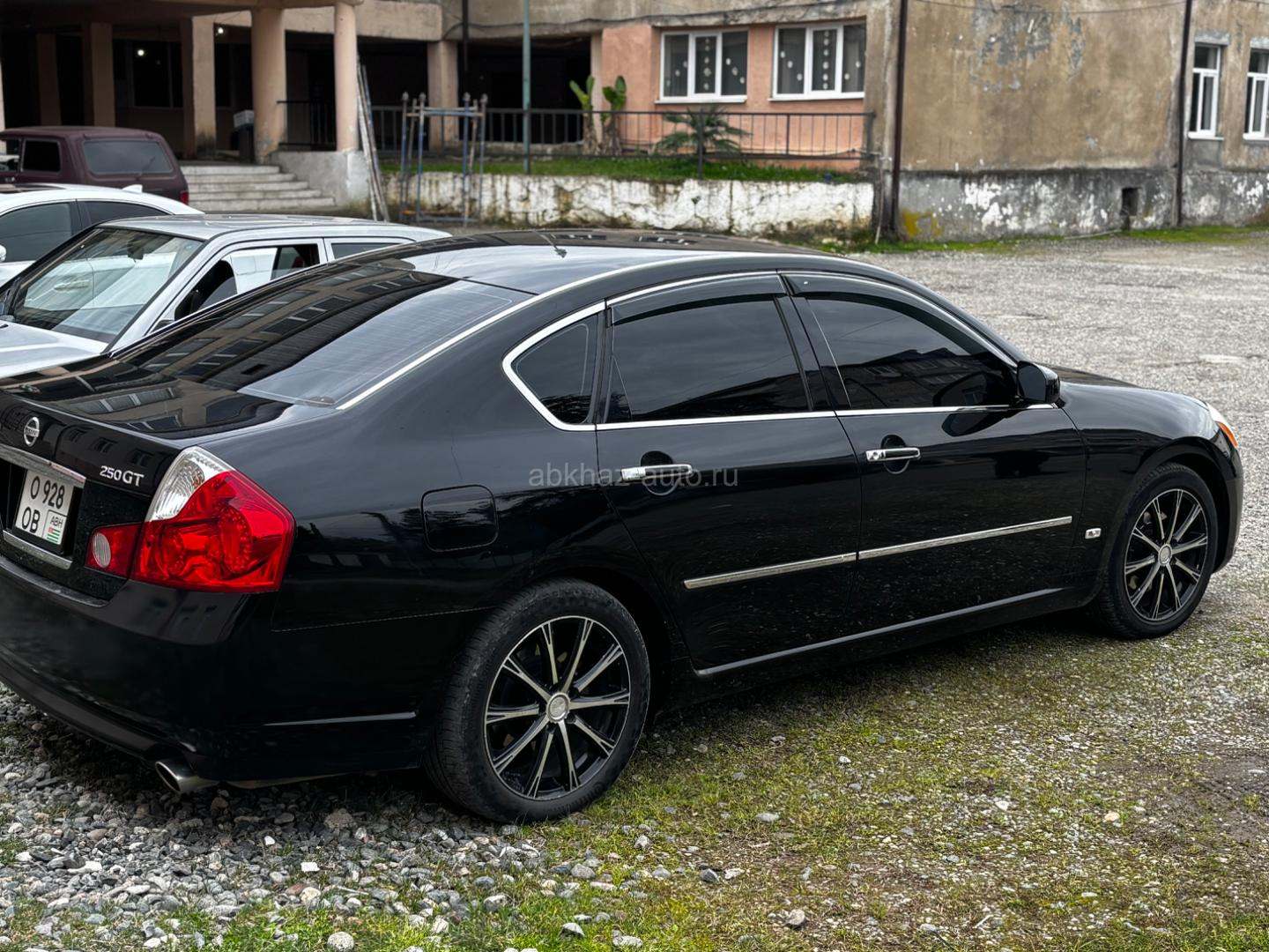Nissan Fuga