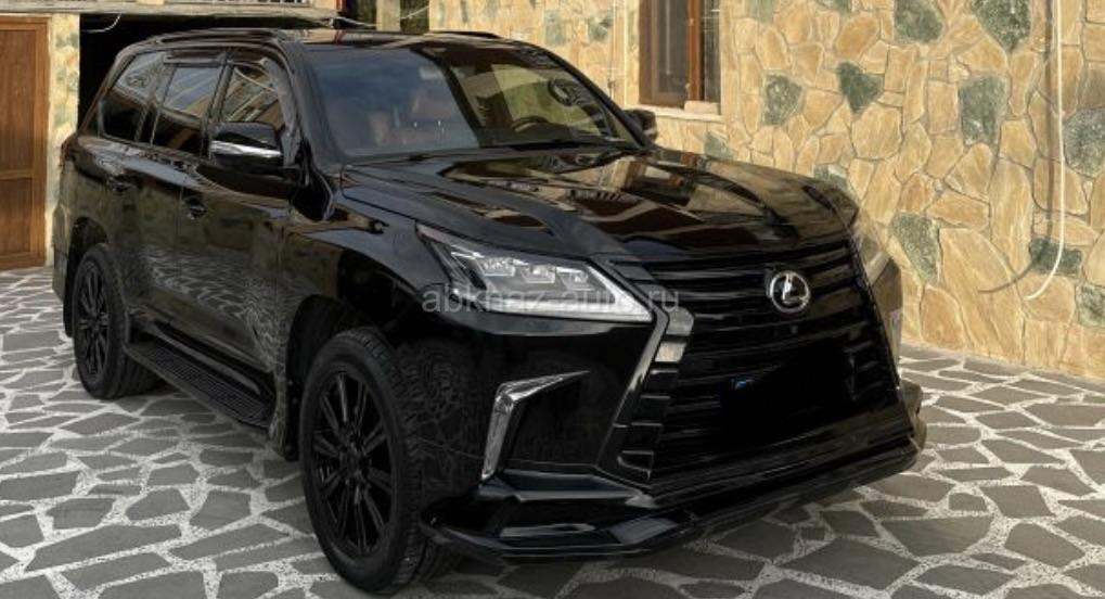 Lexus LX