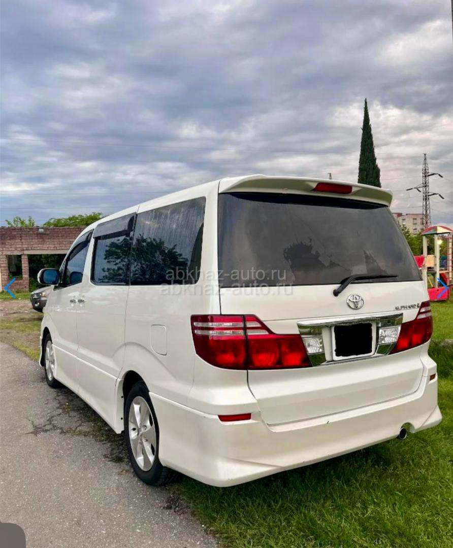 Toyota Alphard