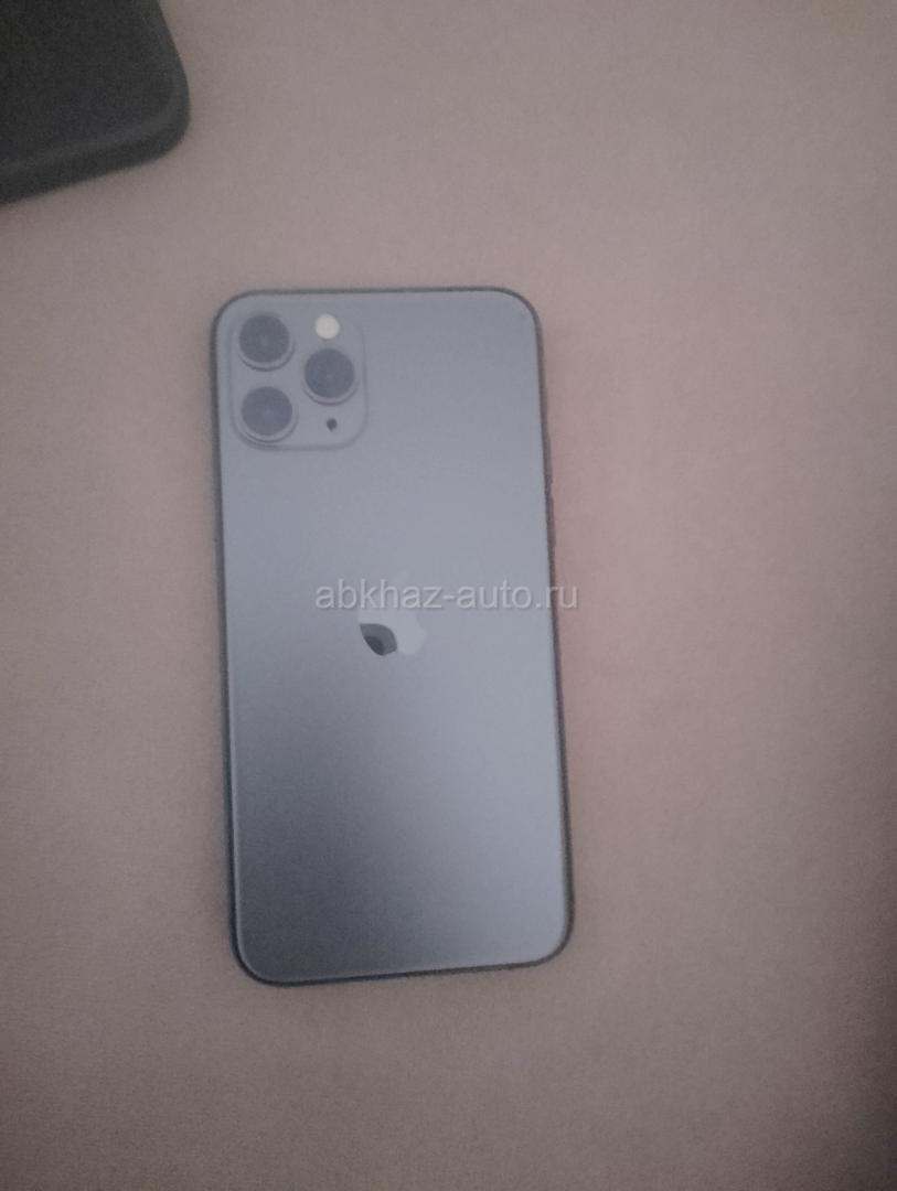 iPhone 11 Pro 64 ГБ