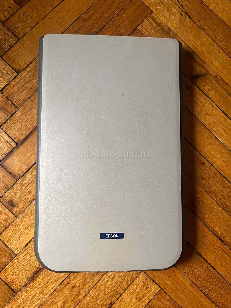 Планшетный сканер Epson Perfection 1260