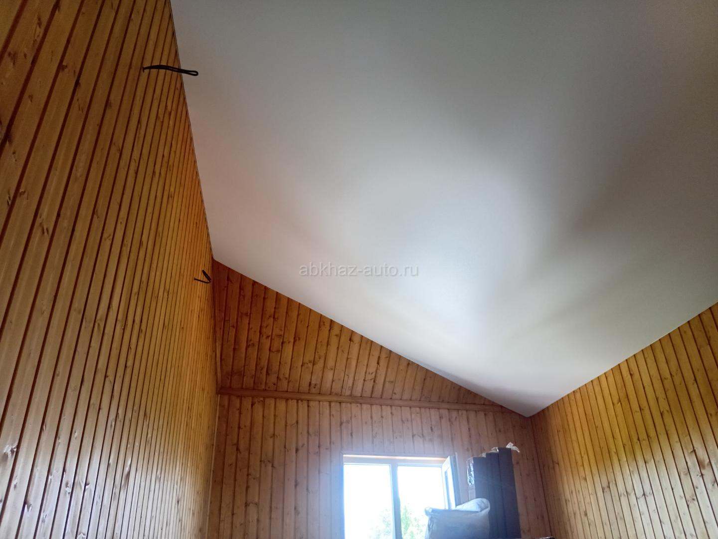 Натяжные потолки