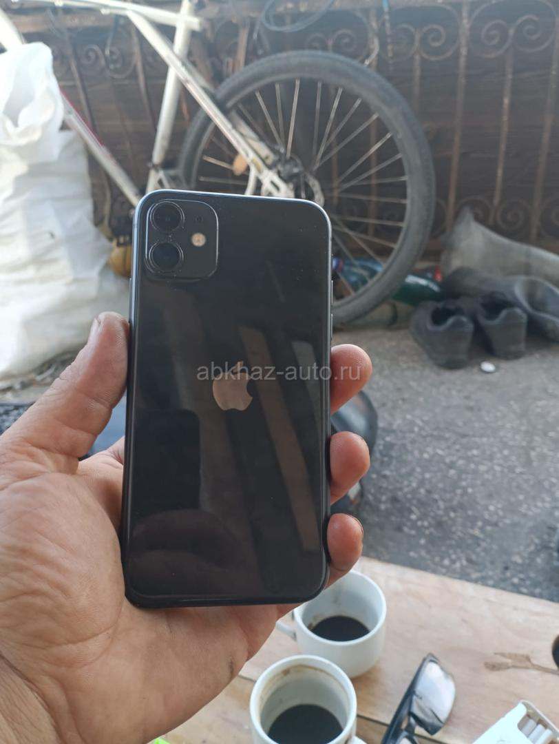 iPhone 11 память 128 АКБ 100