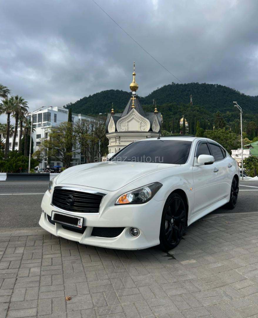Nissan Fuga