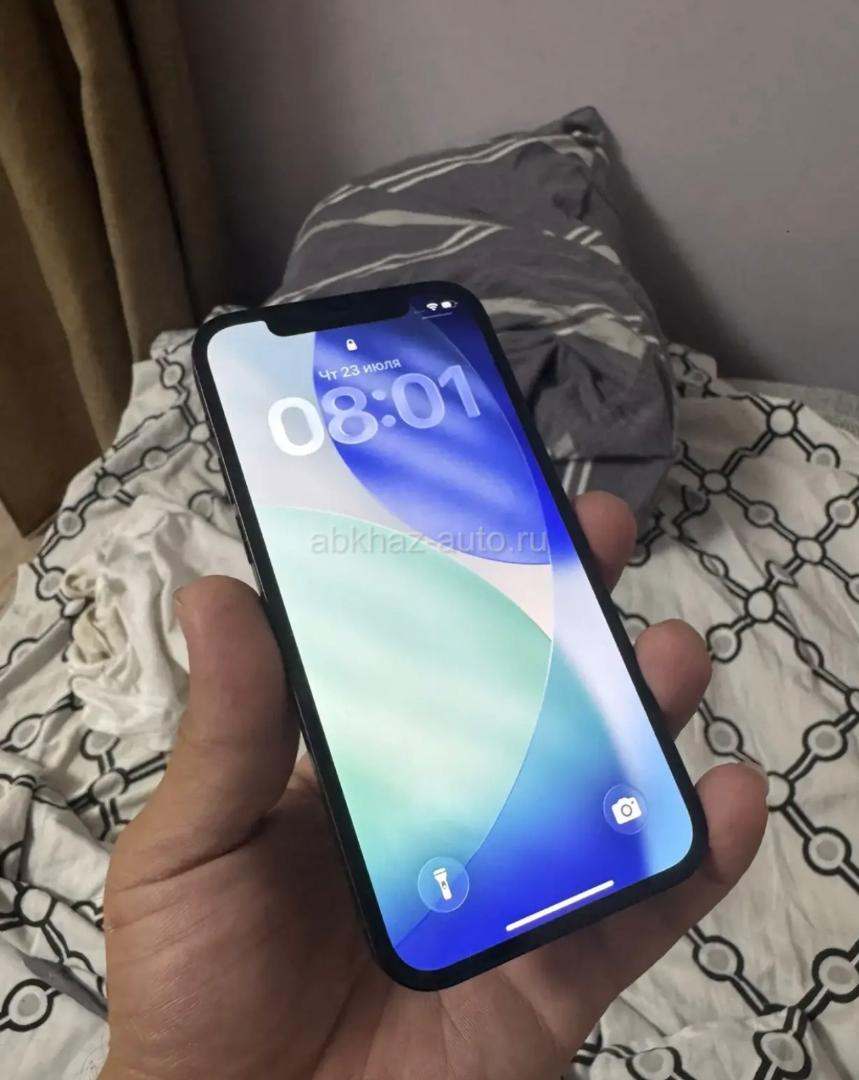 iPhone 12 128
