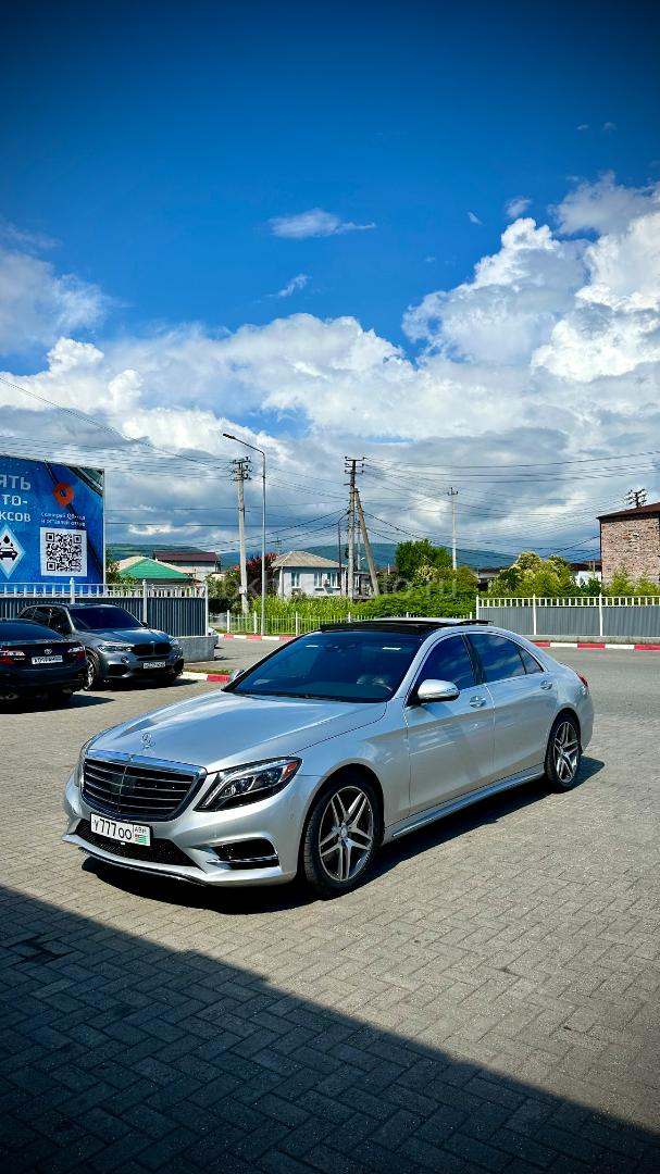Mercedes-Benz S-Класс