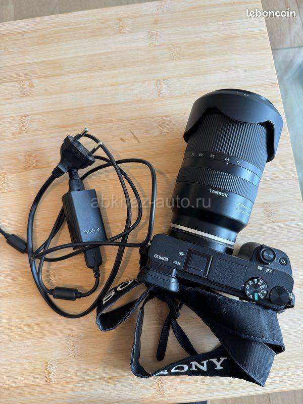 Камера Sony a6400 с объективом Tamron