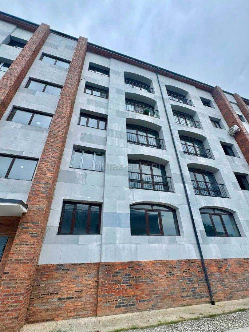 3 - К. КВАРТИРА В СУХУМЕ УЛ. БЕЙГУА